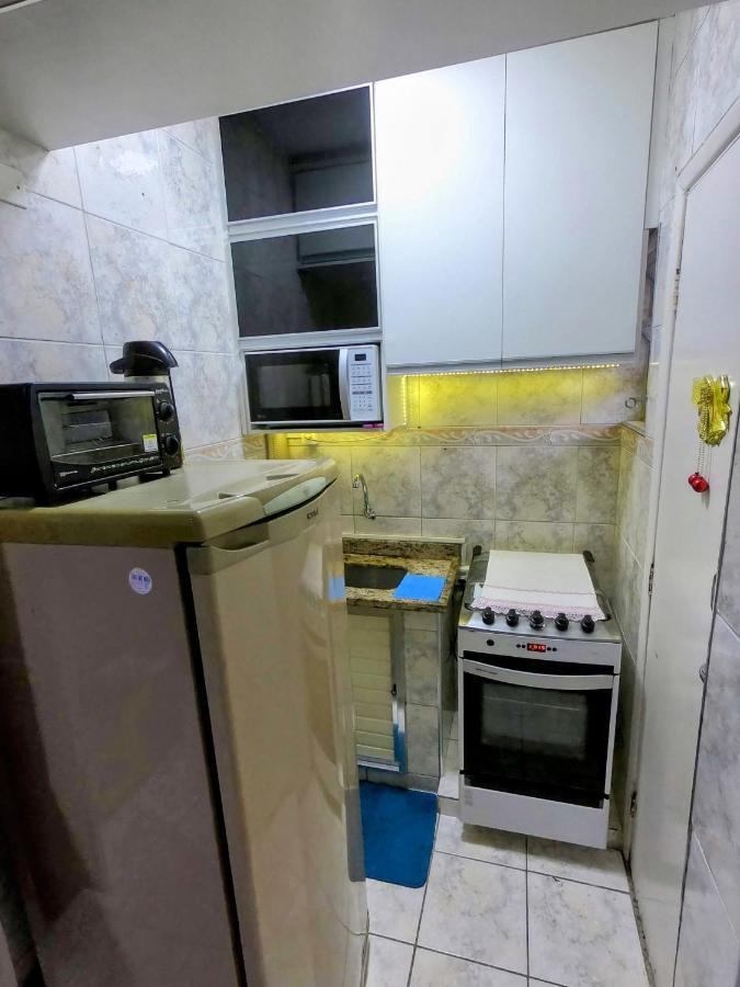 Sala Living Em Predio Familiar Na Av Da Praia サントス エクステリア 写真